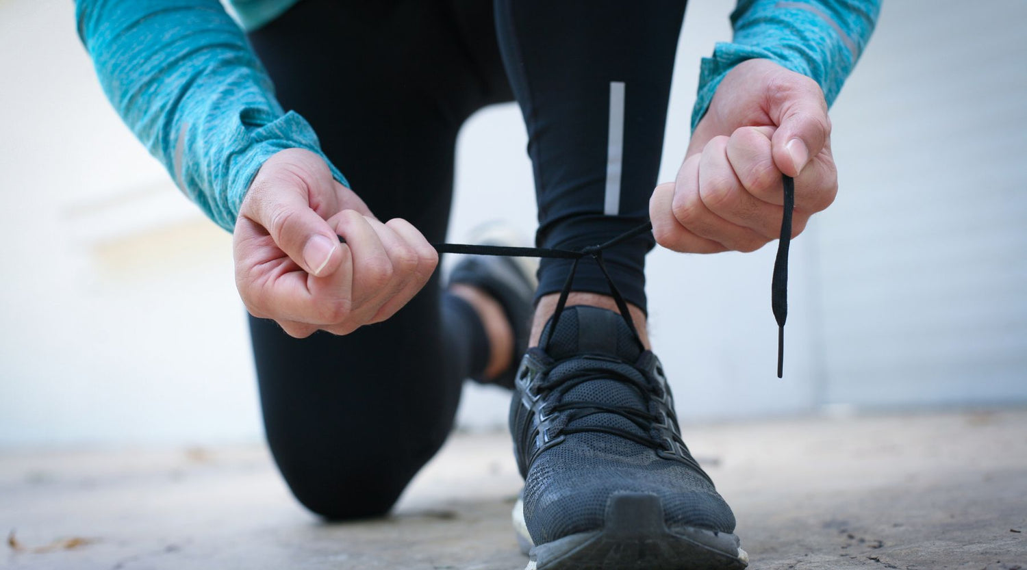 Lacing-Shoes-for-Toe-Pain and-Black-Toenails